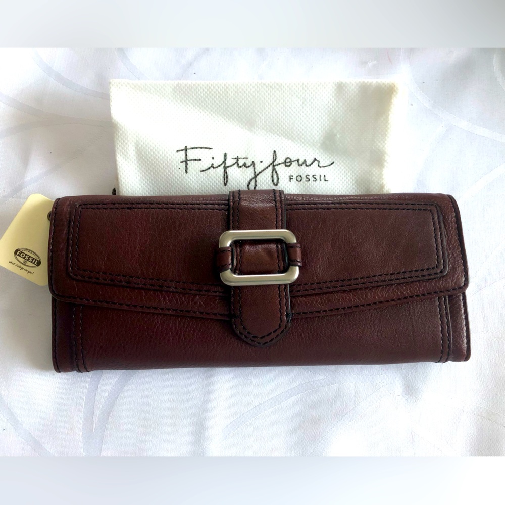 Fossil Fifty-Four Ava Clutch Leather Trifold Wallet Brown